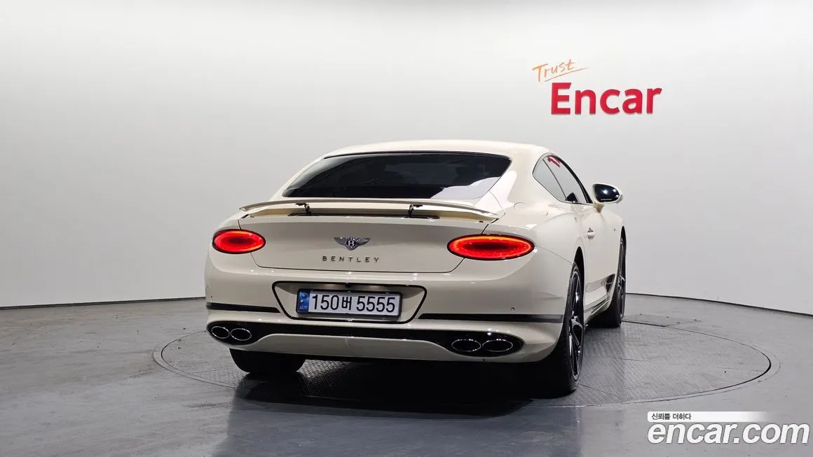 Bentley Continental 2023 из KR, фото 6