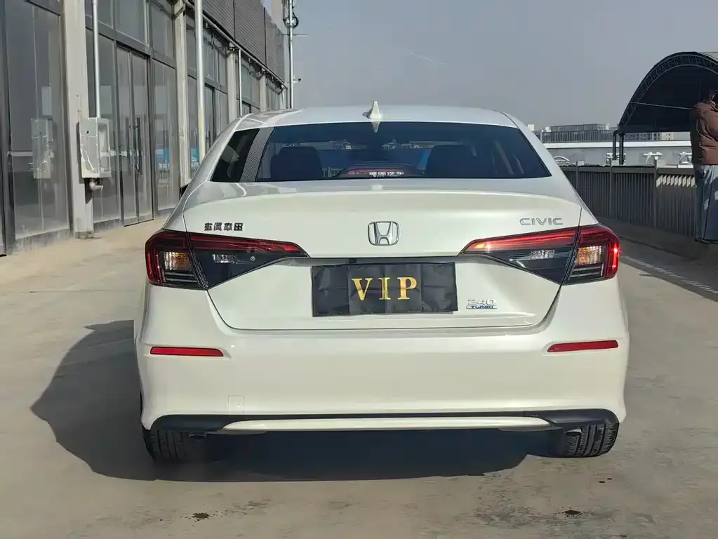 Honda Civic — фото 4