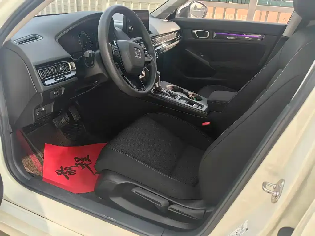 Honda Civic — фото 10