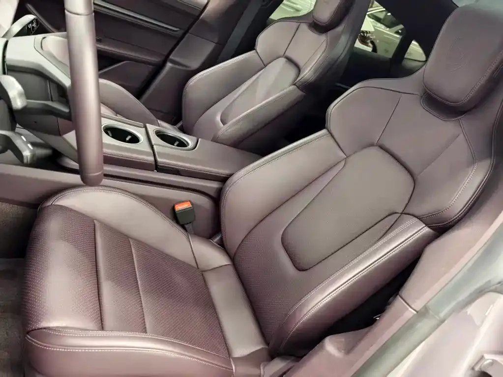 Porsche Taycan 2026 из CN, фото 8