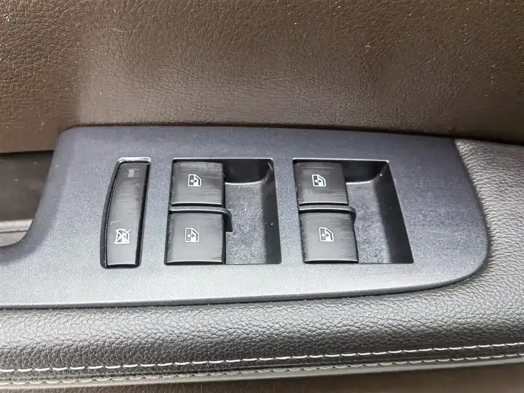 Buick GL8 2021 из CN, фото 8