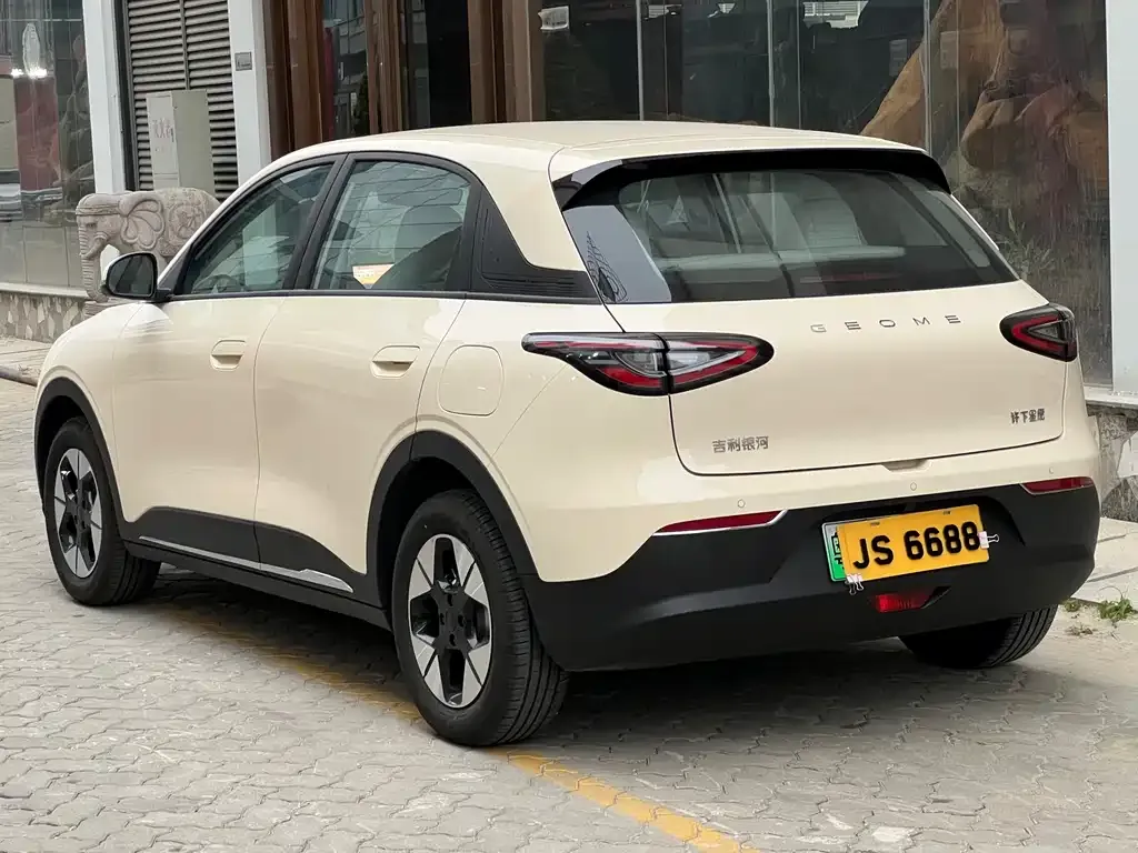 Geely Starburst — фото 10