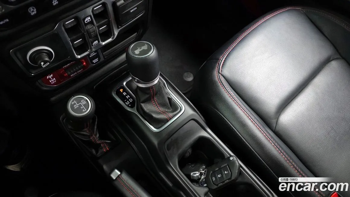 Jeep Wrangler 2021 из KR, фото 8