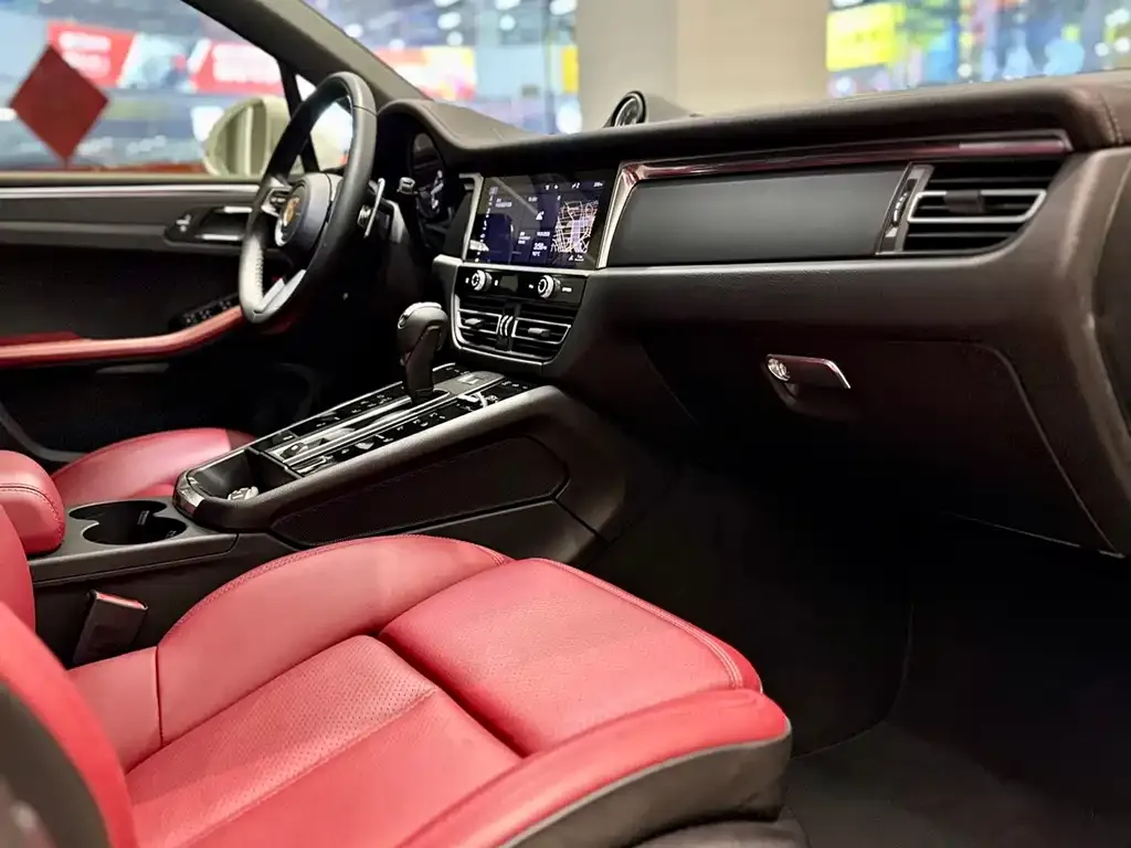 Porsche Macan 2022 из CN, фото 8