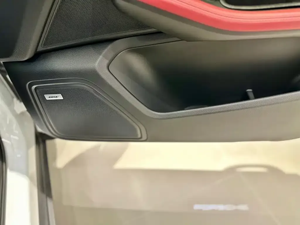 Porsche Macan 2022 из CN, фото 6