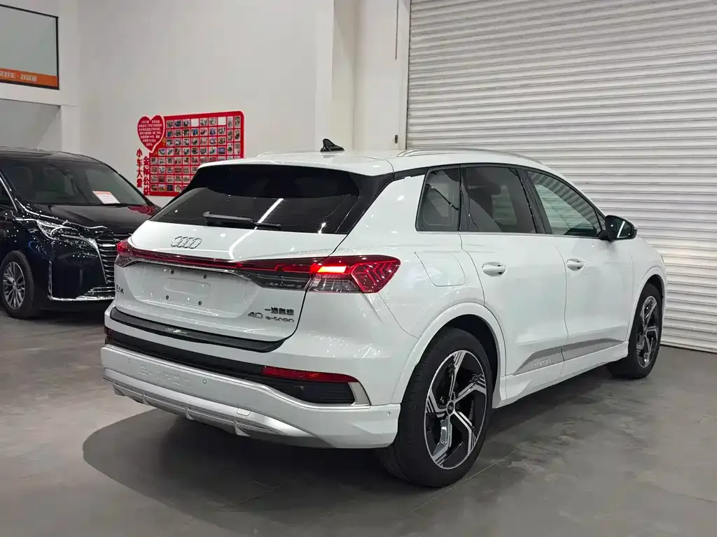 Audi Q4 e-tron 2023 из CN, фото 2