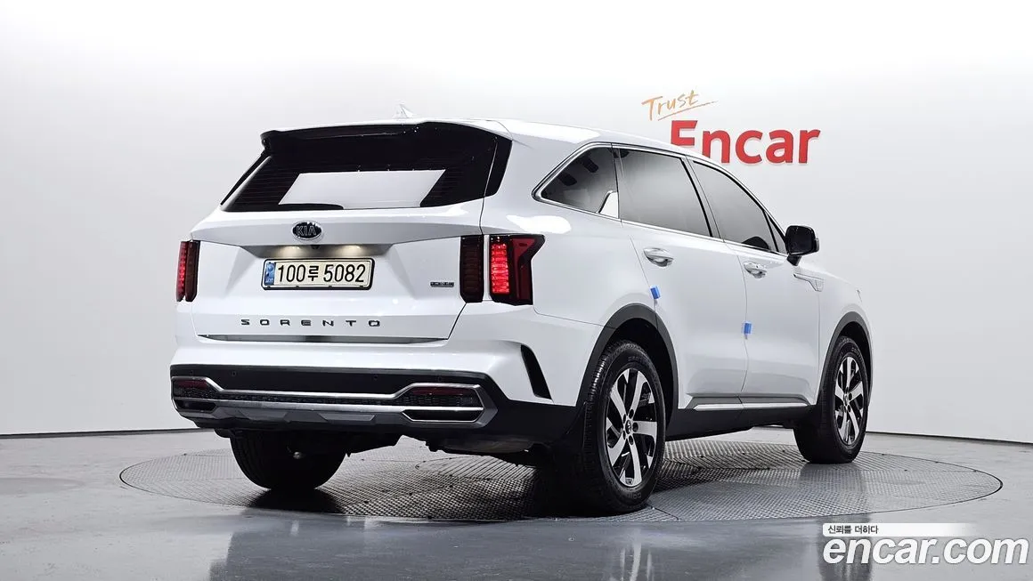 Kia Sorento — фото 4