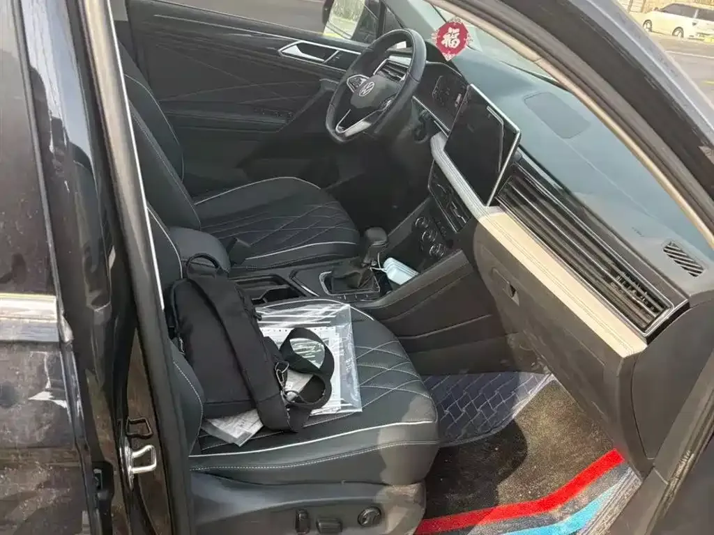 Volkswagen Tiguan L 2023 из CN, фото 7