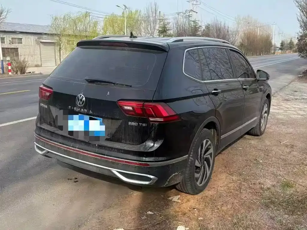 Volkswagen Tiguan L 2023 из CN, фото 10