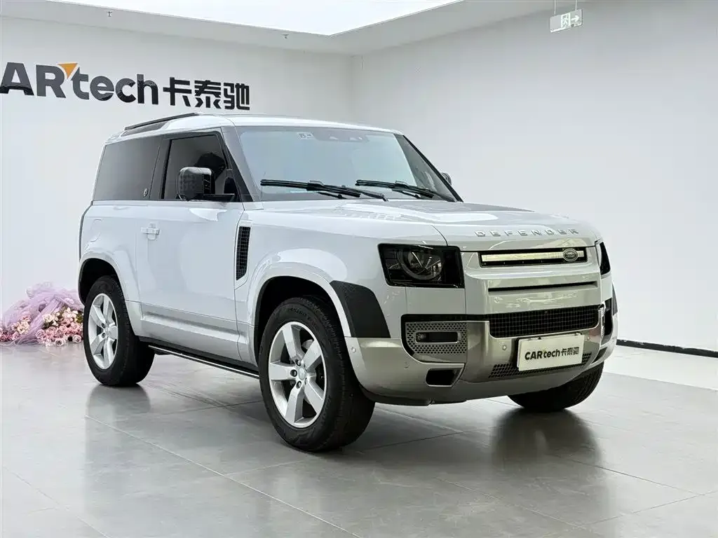 Land Rover Defender — фото 6