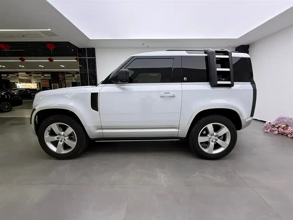 Land Rover Defender — фото 3