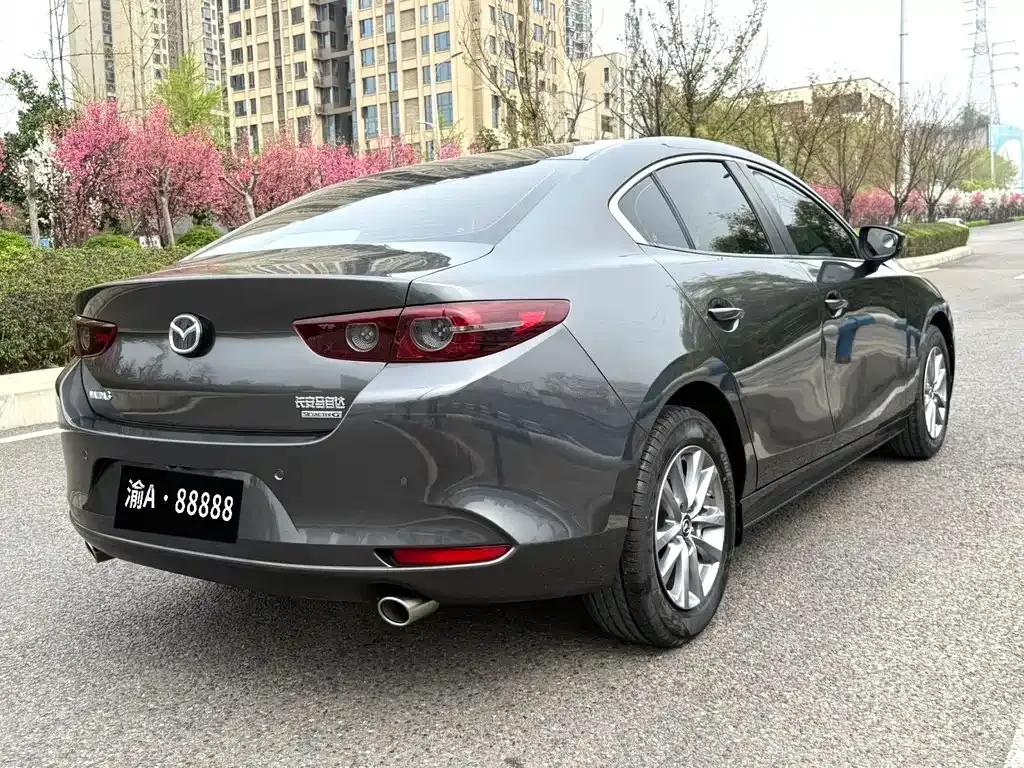 Mazda 3 Axela — фото 9