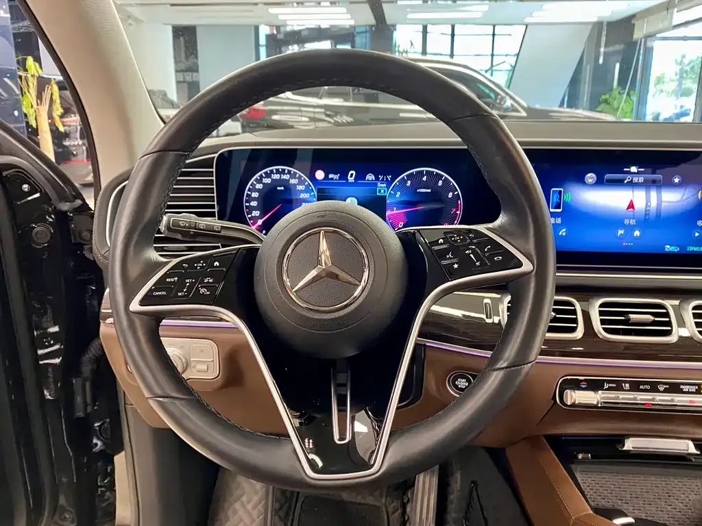 Mercedes-Benz GLE — фото 3