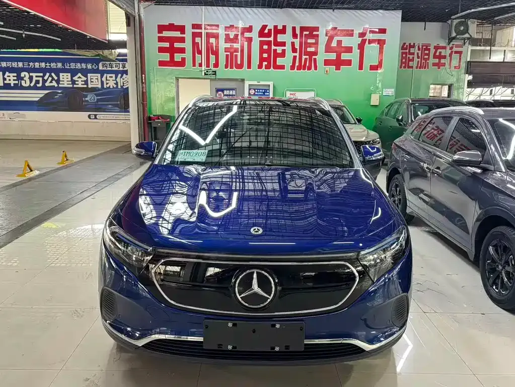 Mercedes-Benz EQA — фото 10