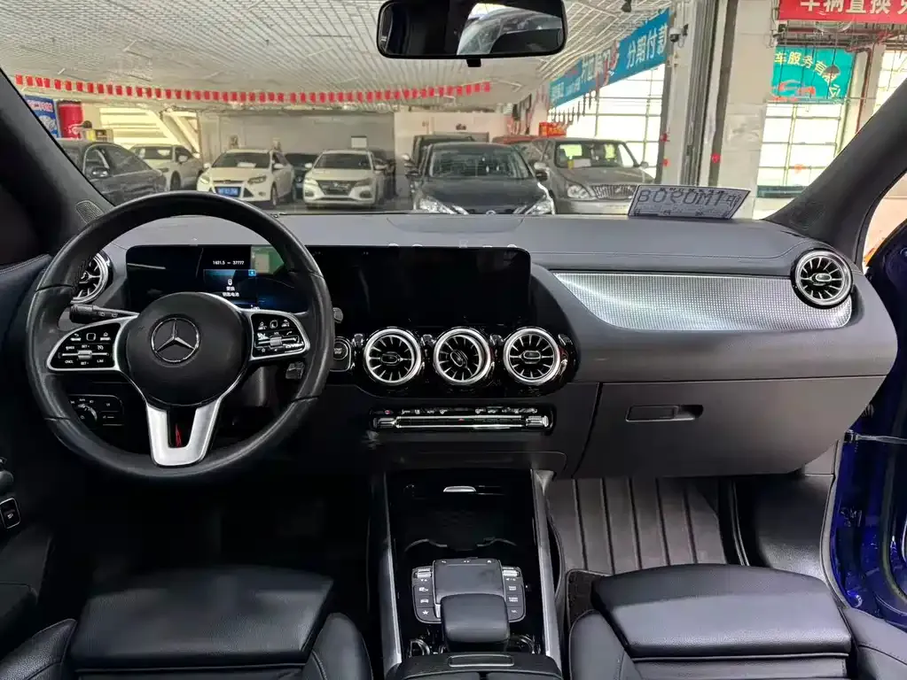 Mercedes-Benz EQA — фото 3