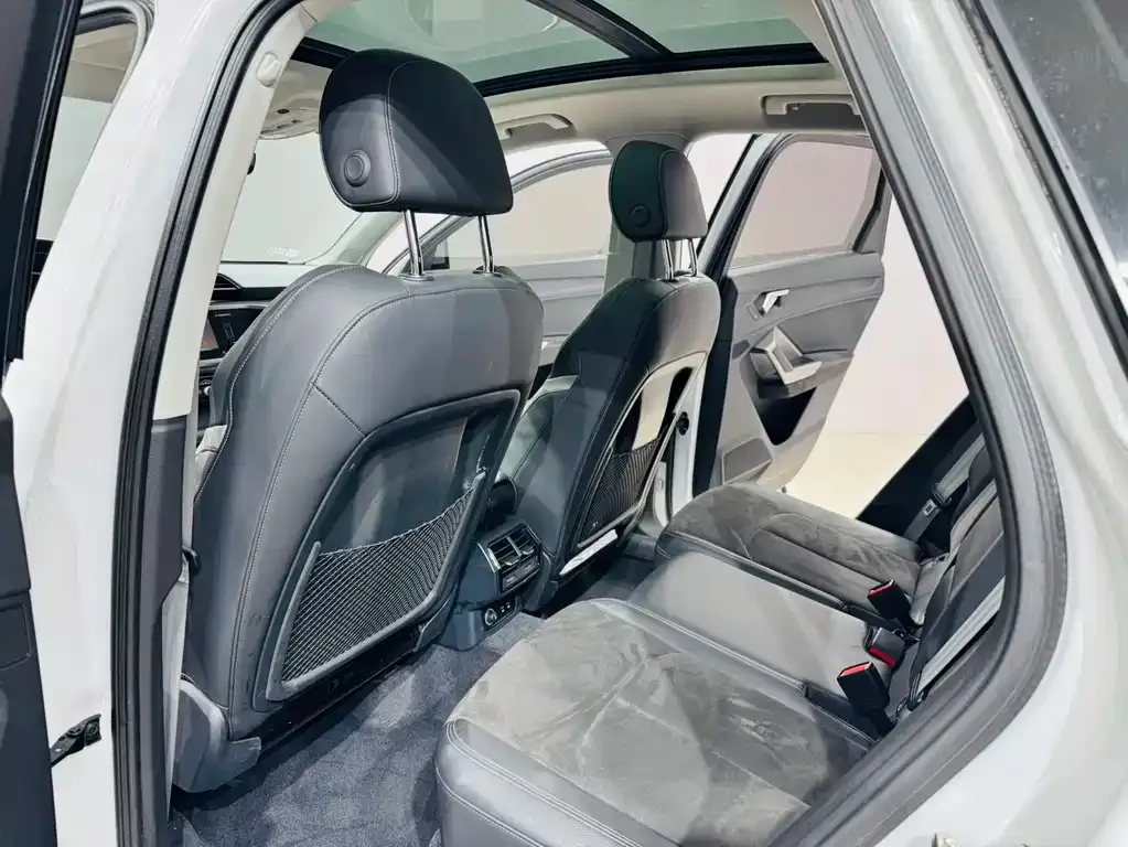 Audi Q3 2021 из CN, фото 5