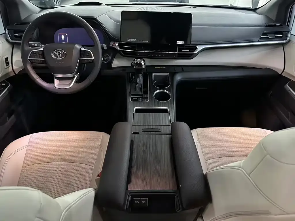 Toyota Granvia 2025 из CN, фото 8