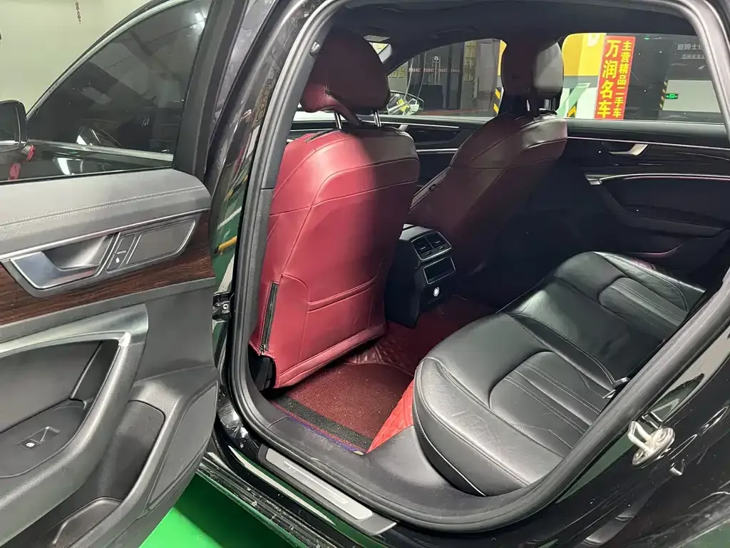Audi A6L 2021 из CN, фото 6