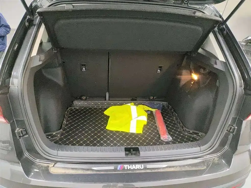 Volkswagen Tharu 2022 из CN, фото 9