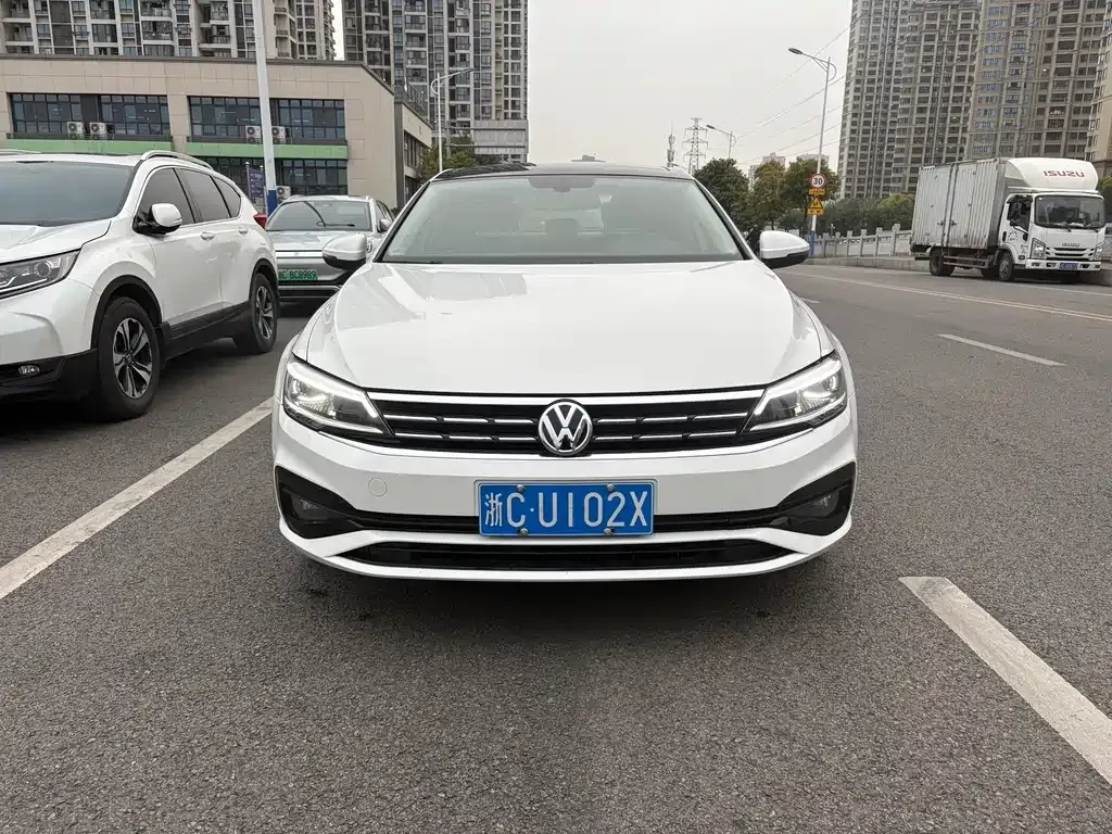 Volkswagen Lamando
