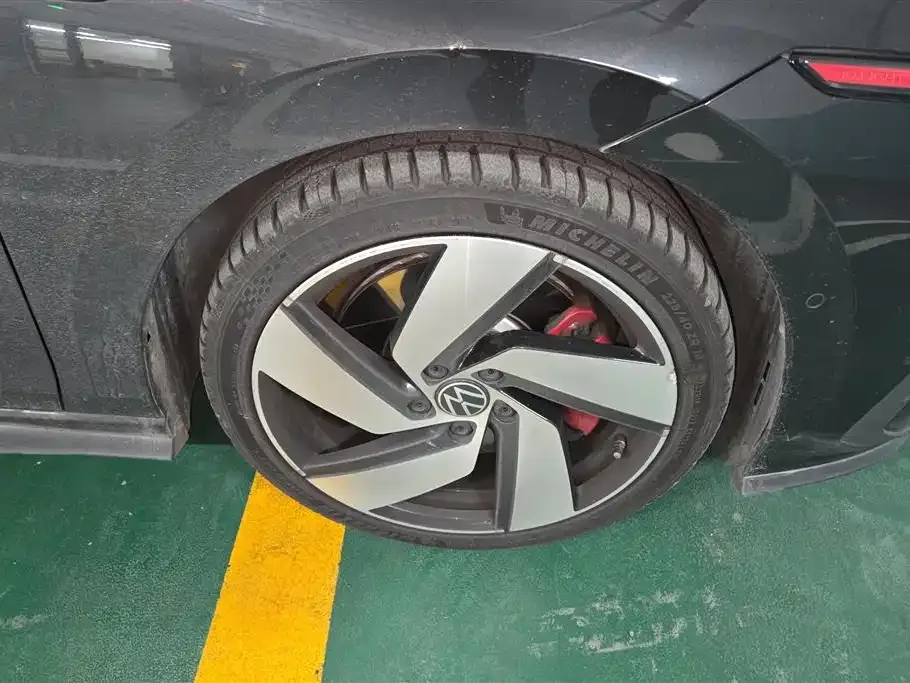 Volkswagen Golf GTI 2022 из CN, фото 3