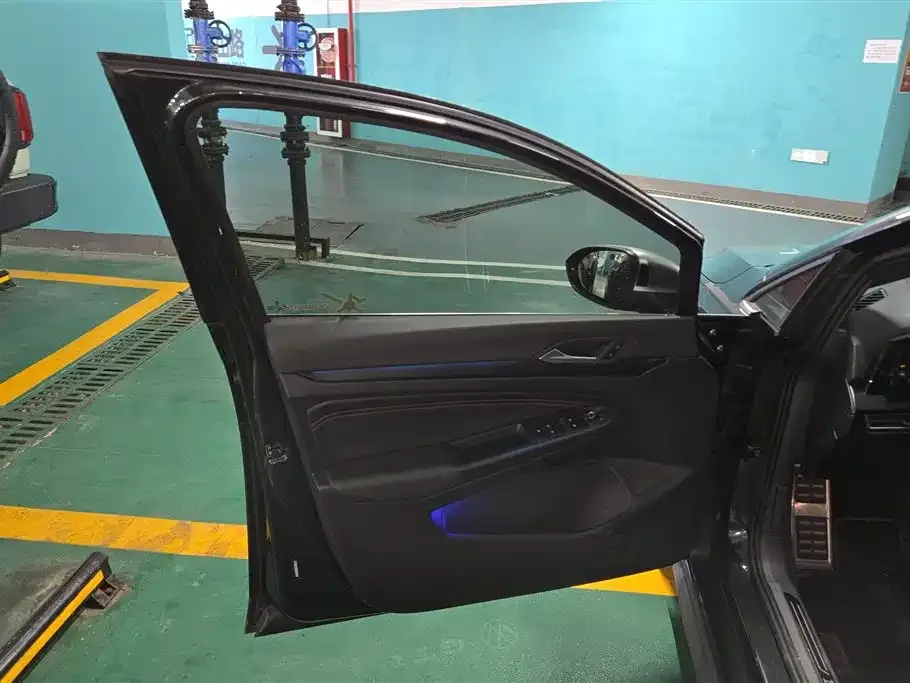 Volkswagen Golf GTI 2022 из CN, фото 7