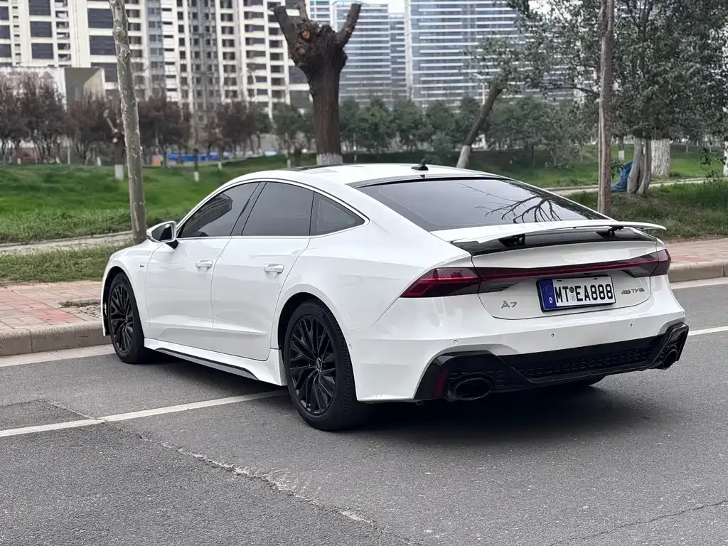 Audi A7 2021 из CN, фото 5