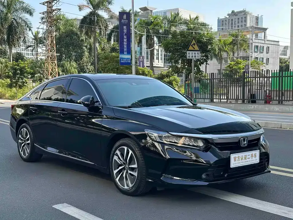 Honda Inspire — фото 10