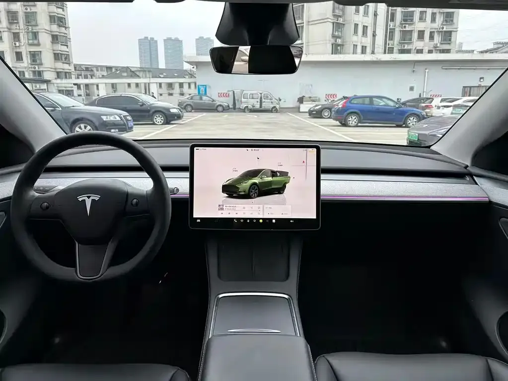 Tesla Model Y — фото 5