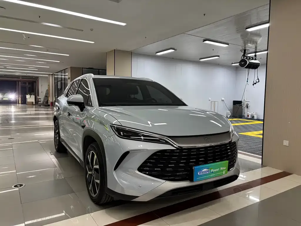 BYD L DM-i — фото 2