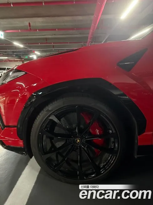 Lamborghini Urus 2023 из KR, фото 6