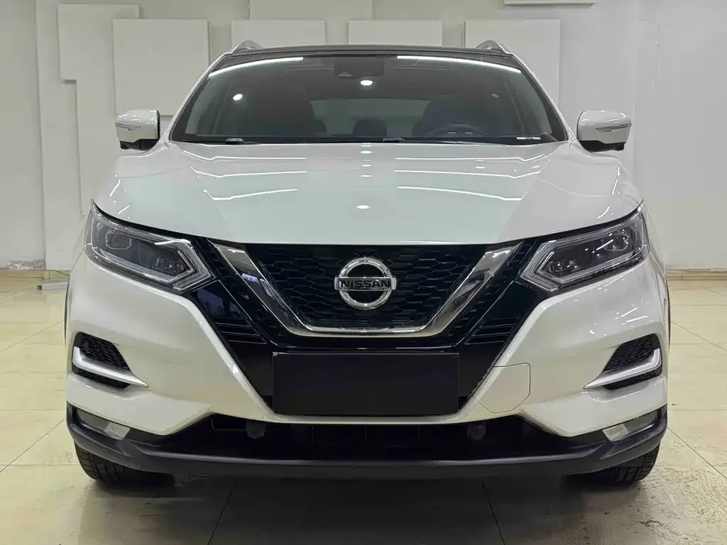 Nissan Qashqai — фото 5