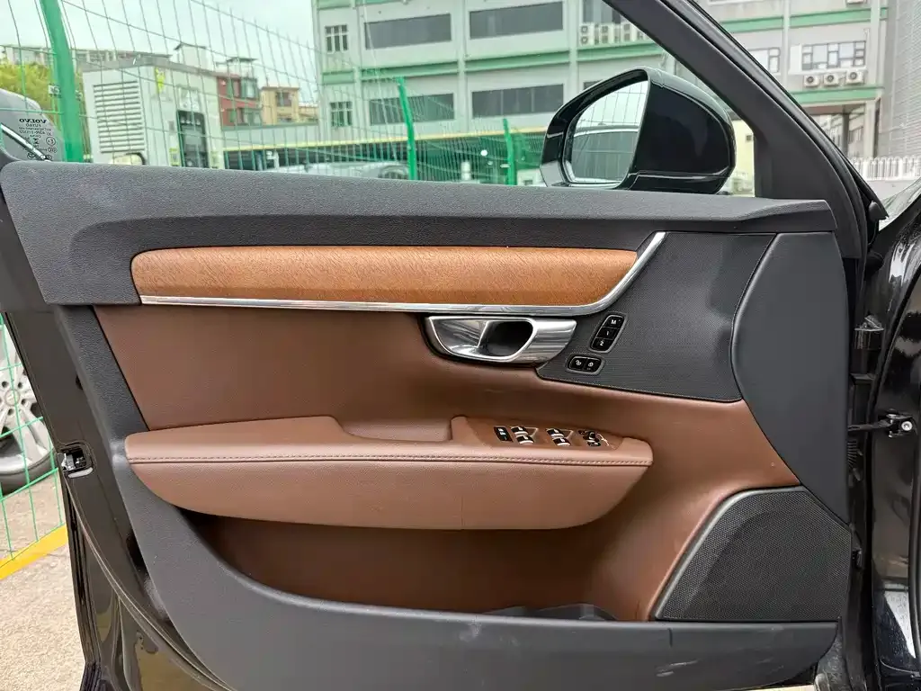 Volvo S90 — фото 2
