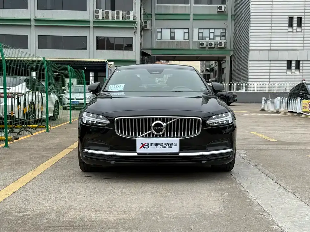 Volvo S90 — фото 8