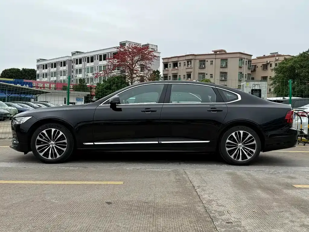 Volvo S90 — фото 6