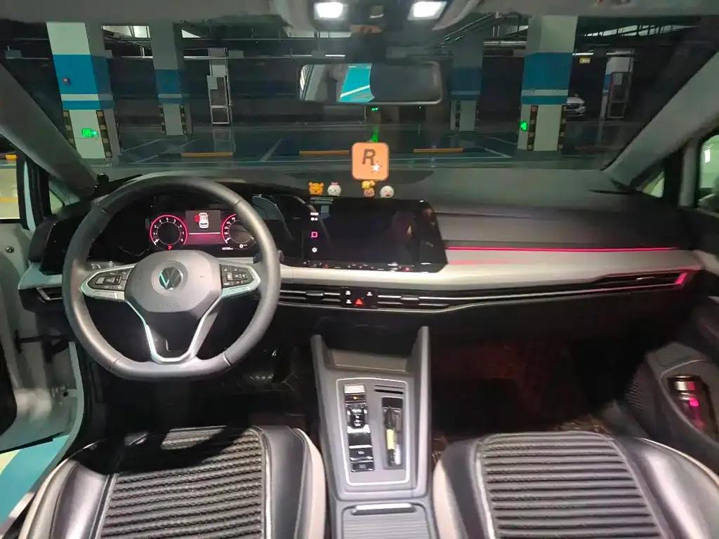 Volkswagen Golf 2022 из CN, фото 2