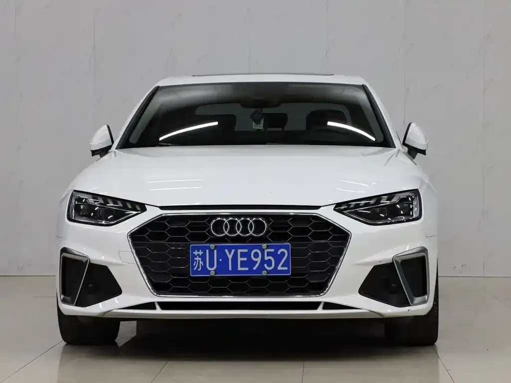 Audi A4L 2022 из CN, фото 5