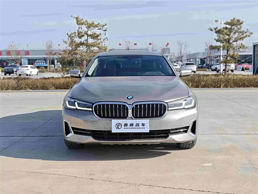 BMW 5 Series — фото 2