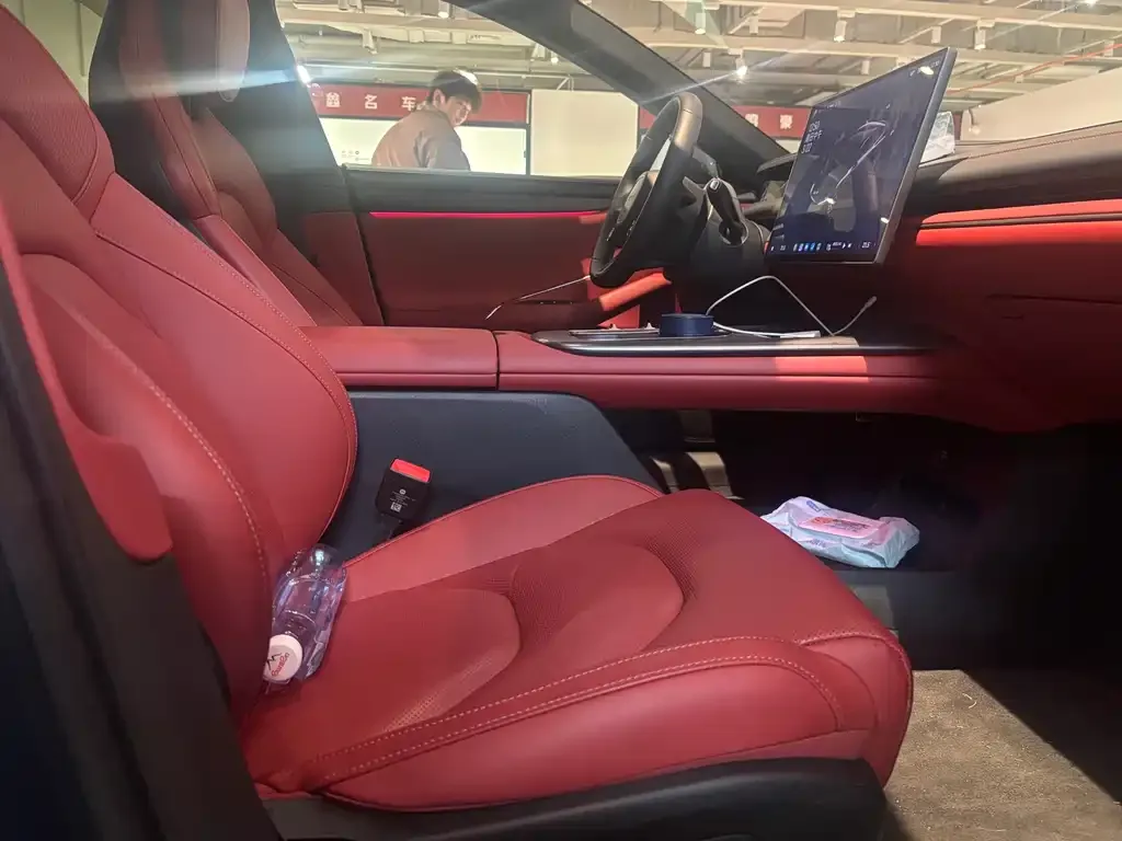 Xiaomi SU7 2025 из CN, фото 2