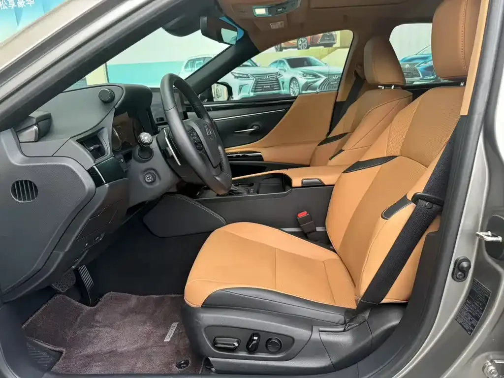 Lexus ES 2022 из CN, фото 4