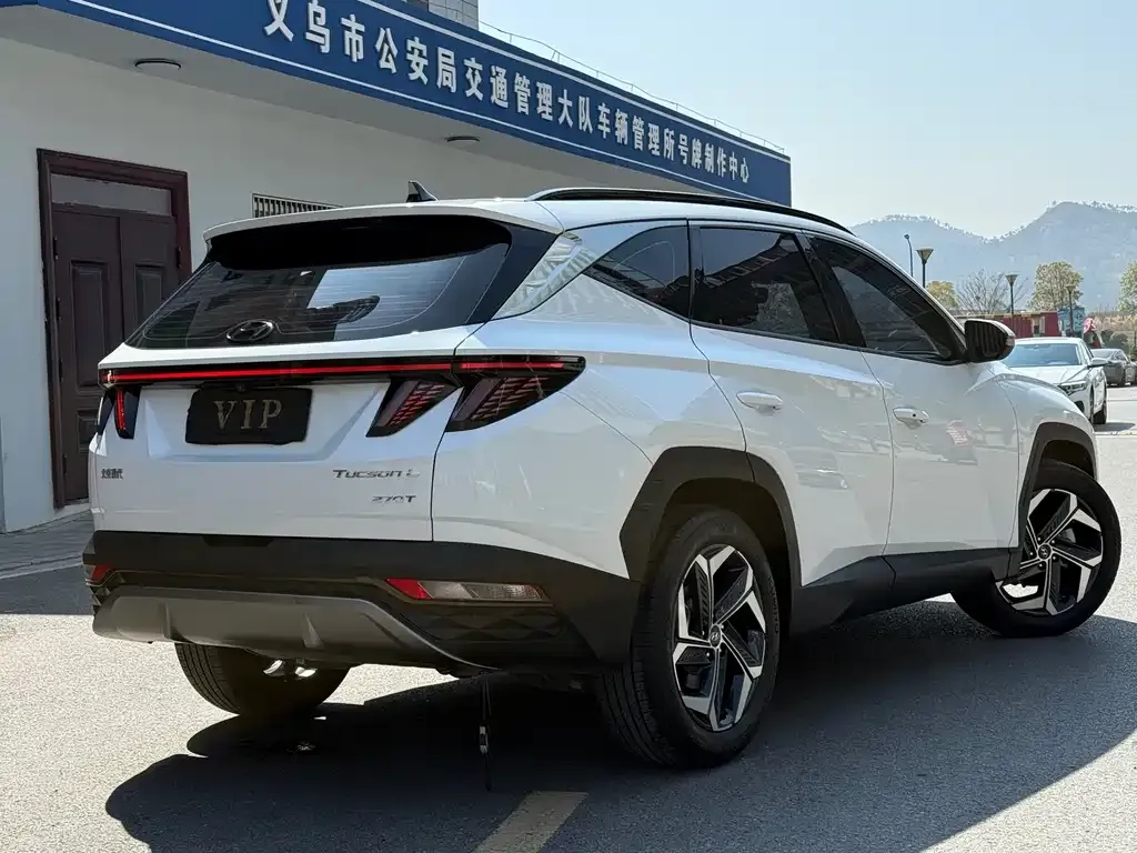 Hyundai Tucson 2023 из CN, фото 4