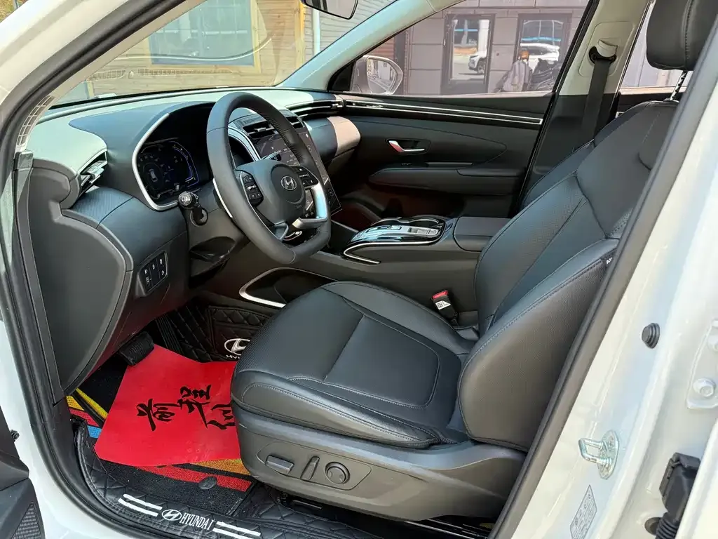 Hyundai Tucson 2023 из CN, фото 5