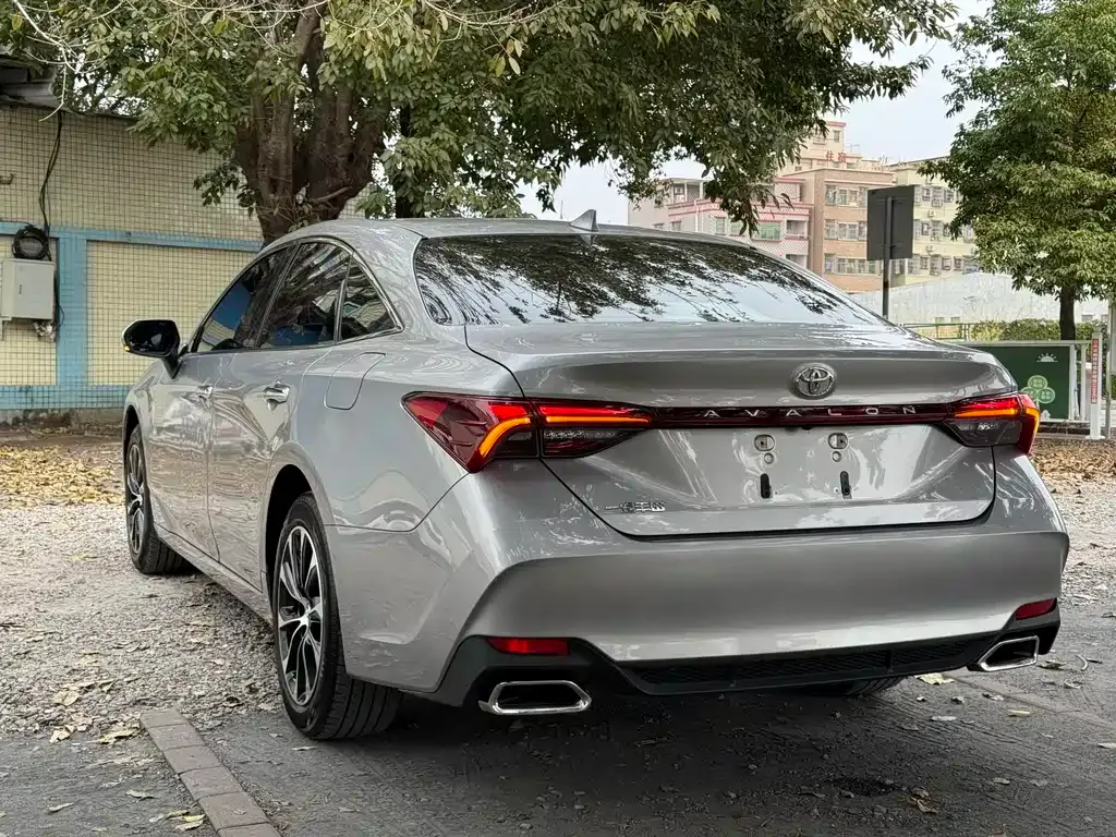 Toyota Avalon 2022 из CN, фото 6
