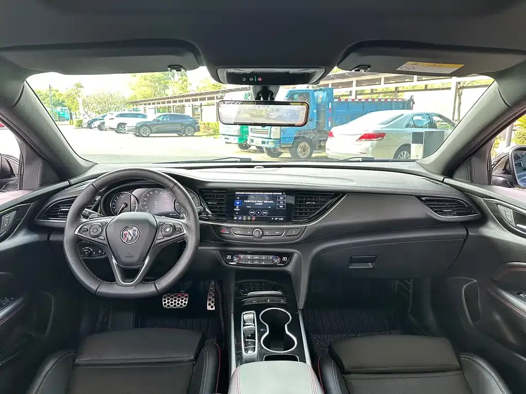 Buick Regal — фото 8