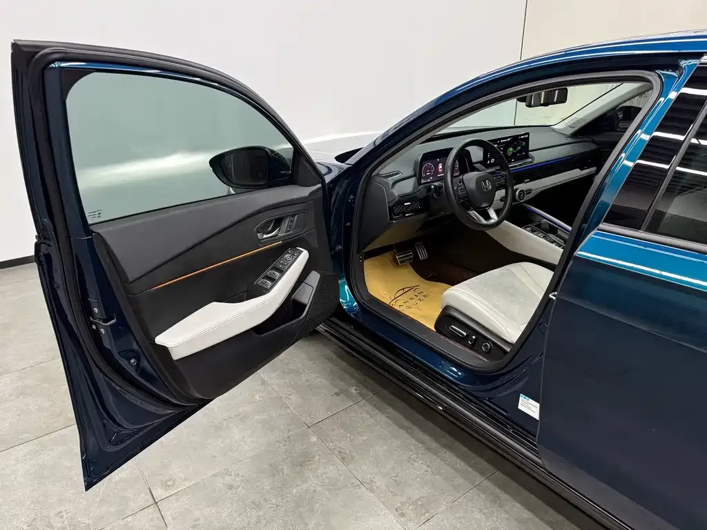 Honda Accord New Energy 2023 из CN, фото 8