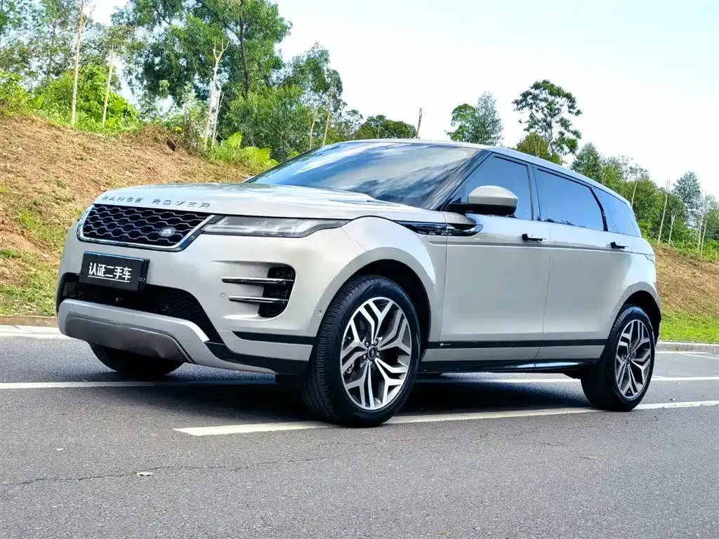 Land Rover Evoque — фото 1