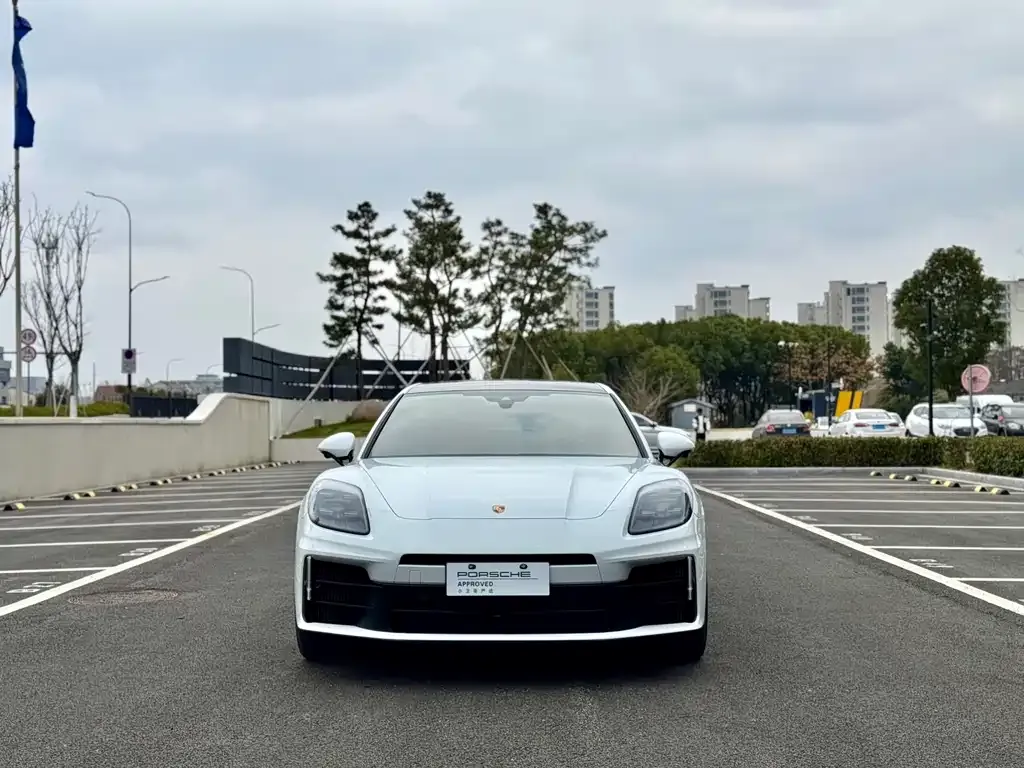 Porsche Panamera — фото 3