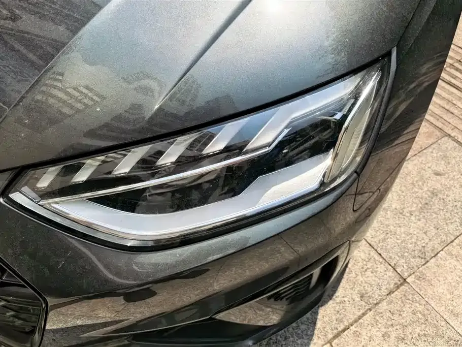 Audi A4L 2024 из CN, фото 10