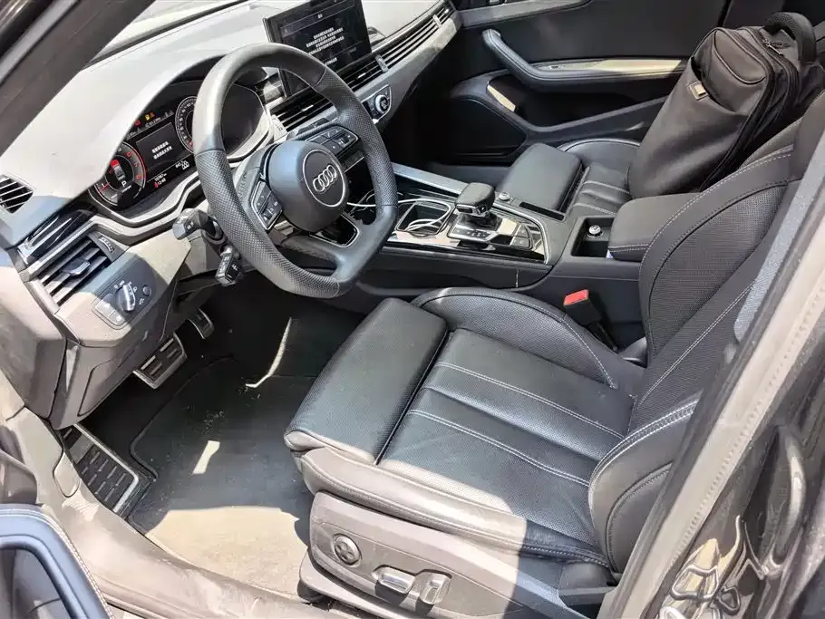 Audi A4L 2024 из CN, фото 5