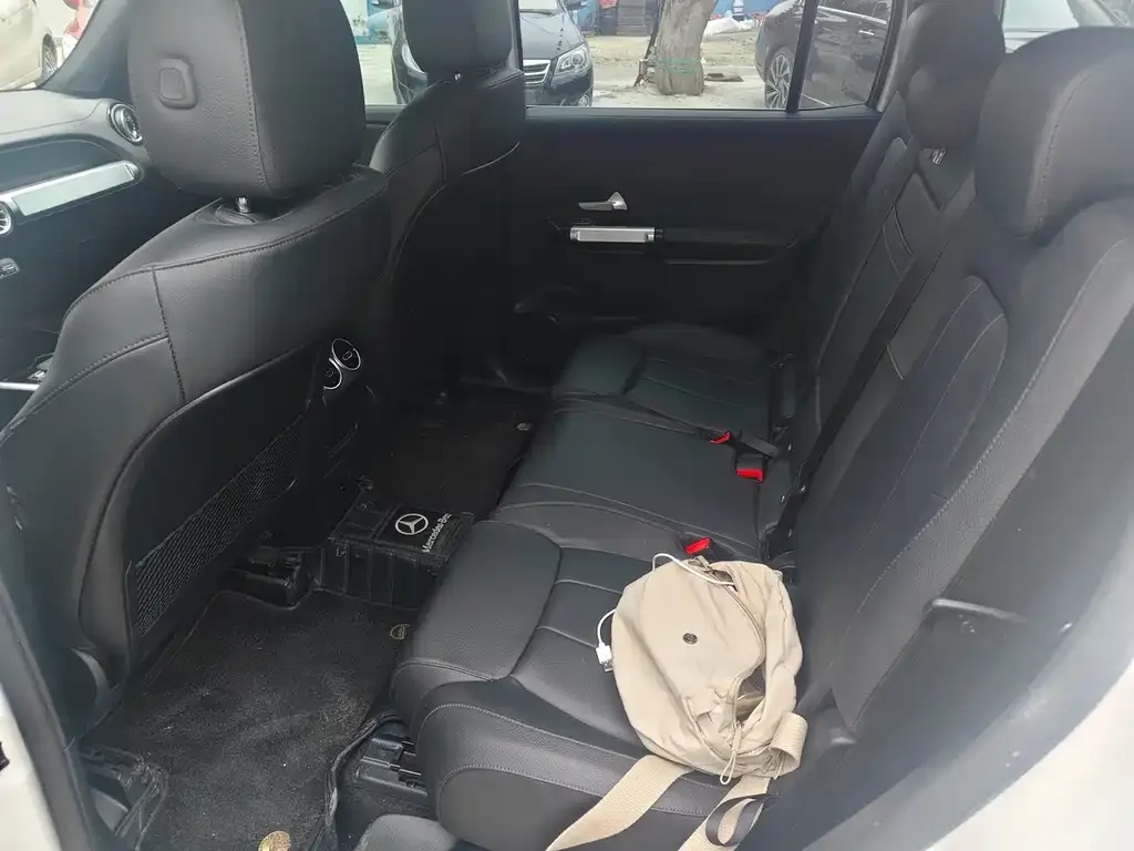 Mercedes-Benz GLB 2023 из CN, фото 5